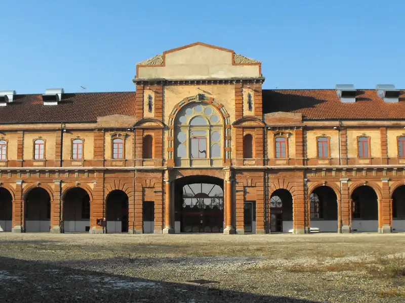 Enofila est un centre culturel important et abrite divers événements d'Asti.