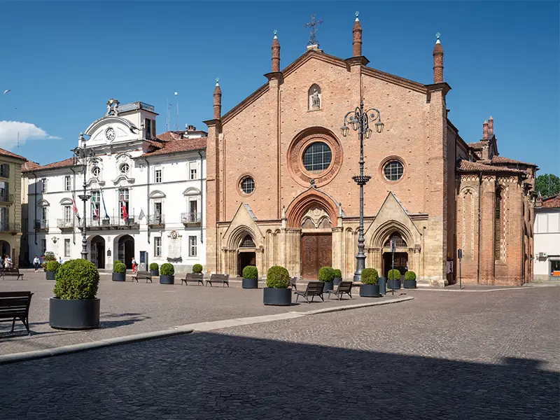 La Colleggiata di San Secondo è una delle chiese più antiche di Asti ed è dedicata al santo patrono della città.