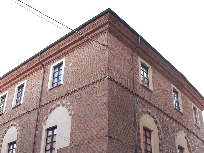 Palazzo del Poestà, palazzo storico del centro città.