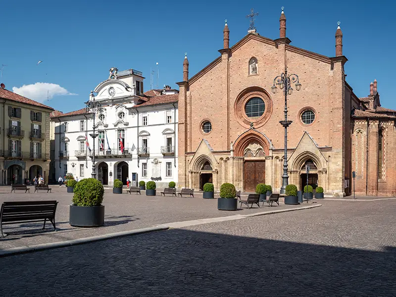 Piazza San Secondo